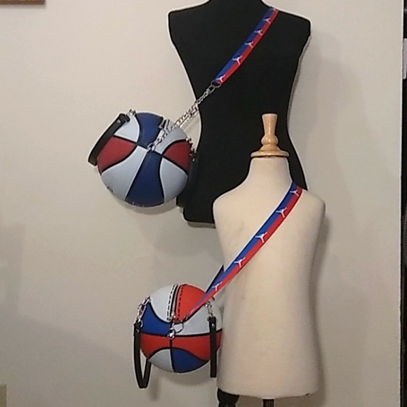 NWT HANDMADE "Mommy" & "Mini Me" RED, WHITE & BLUE Basketball Purses 🏀🏀 - Picture 6 of 15